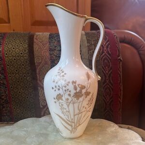 Lindner Gold Floral Design Vase
